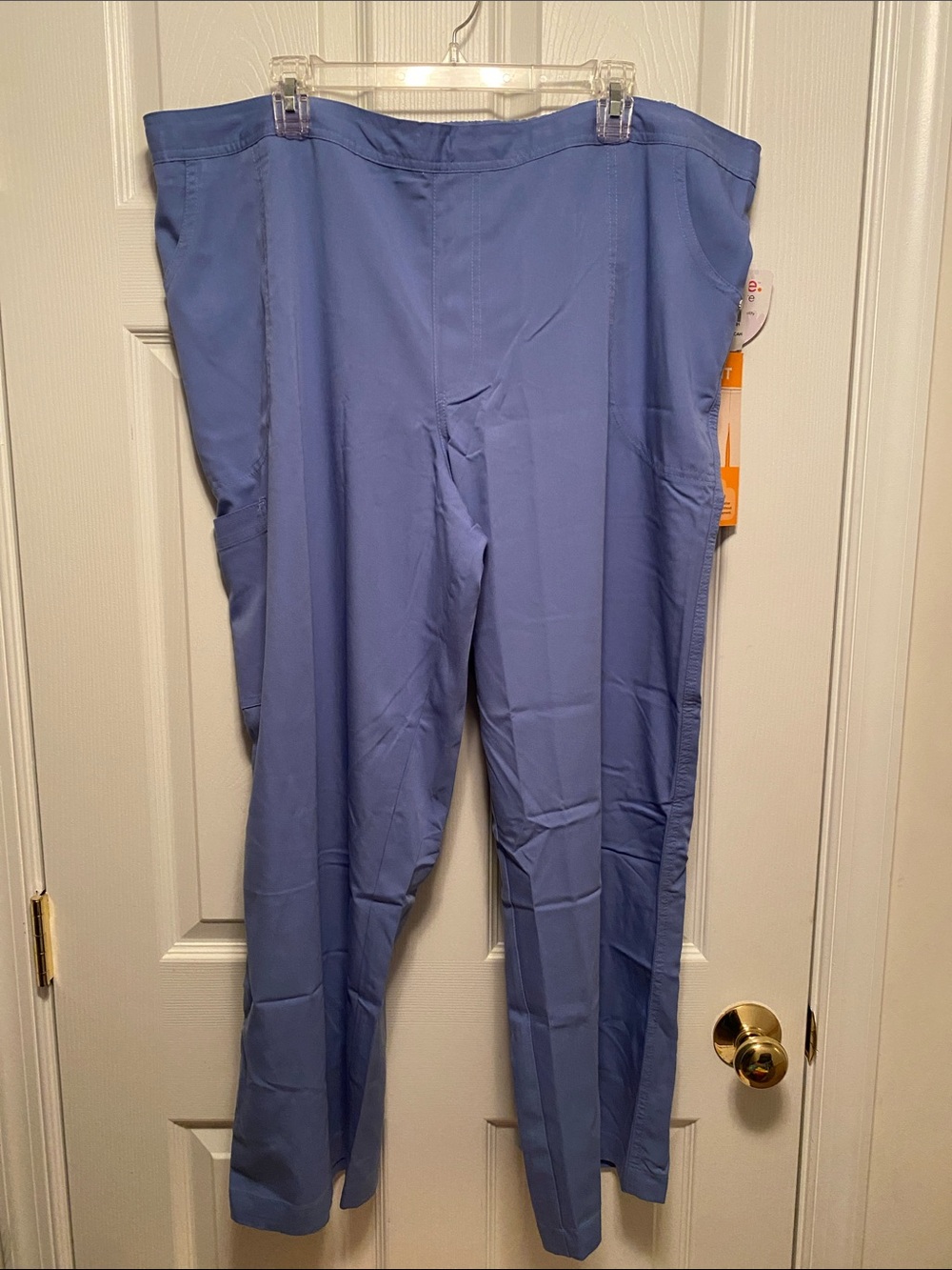 Urbane Ultimate Women’s Scrub Pants…size 2X Petite